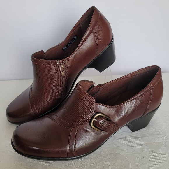 CLARKS Bendables Slip-On Buckle Detail- Brown color- Women's Size 9M - Picture 3 of 14